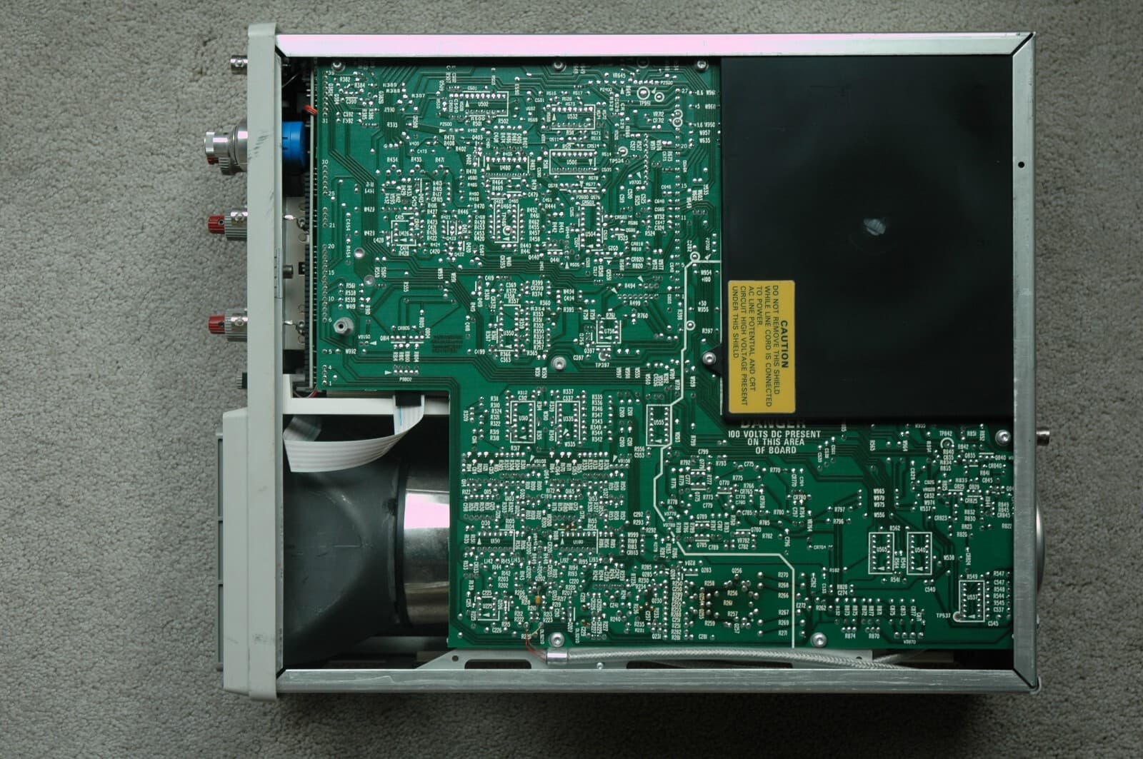 Tektronix 2235 100MHz Two Channel Oscilloscope, Two Probes, Power Cord 5