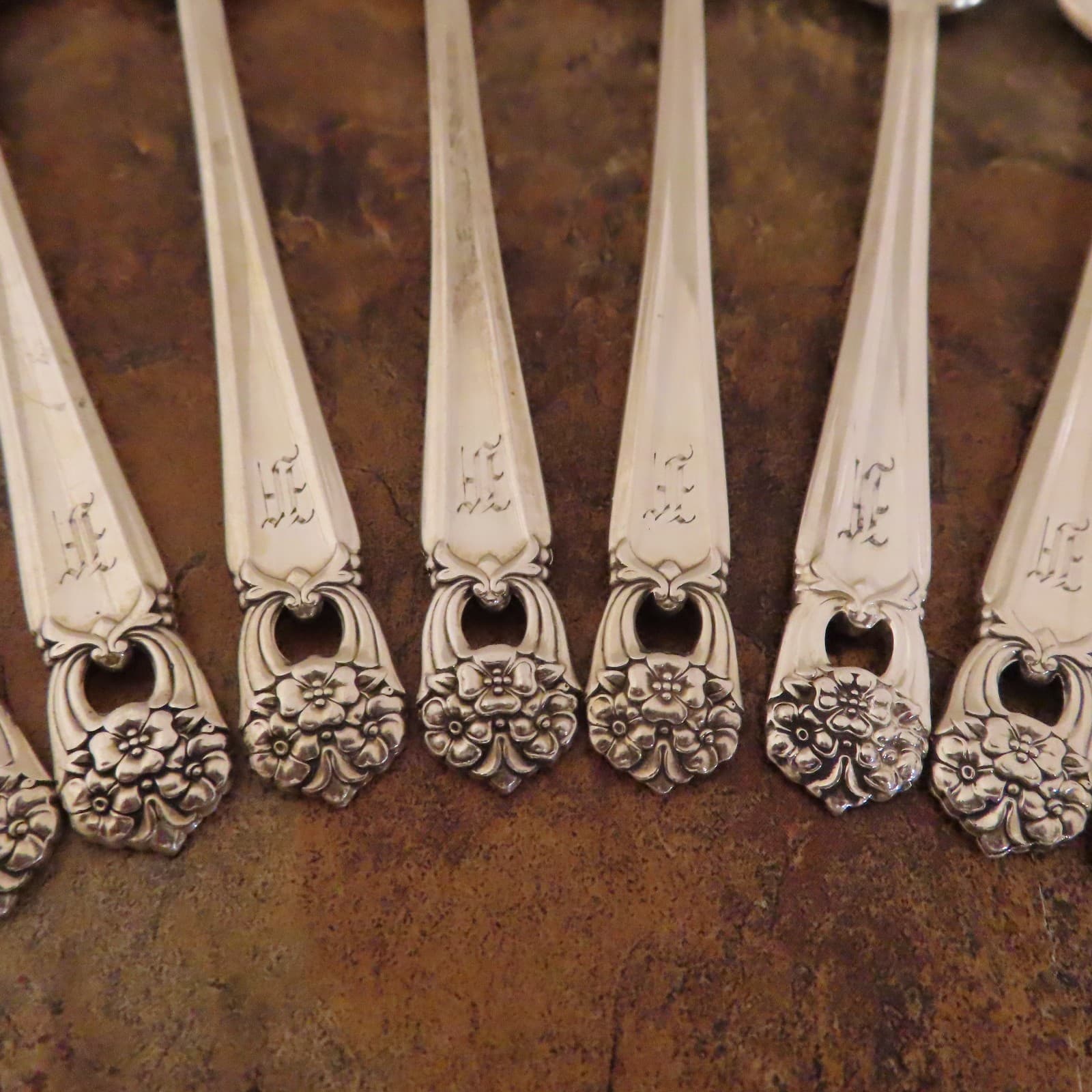 IS Eternally Yours Set 8 Teaspoons Spoon 1847 Rogers Silverplate Flatware Lot U 2