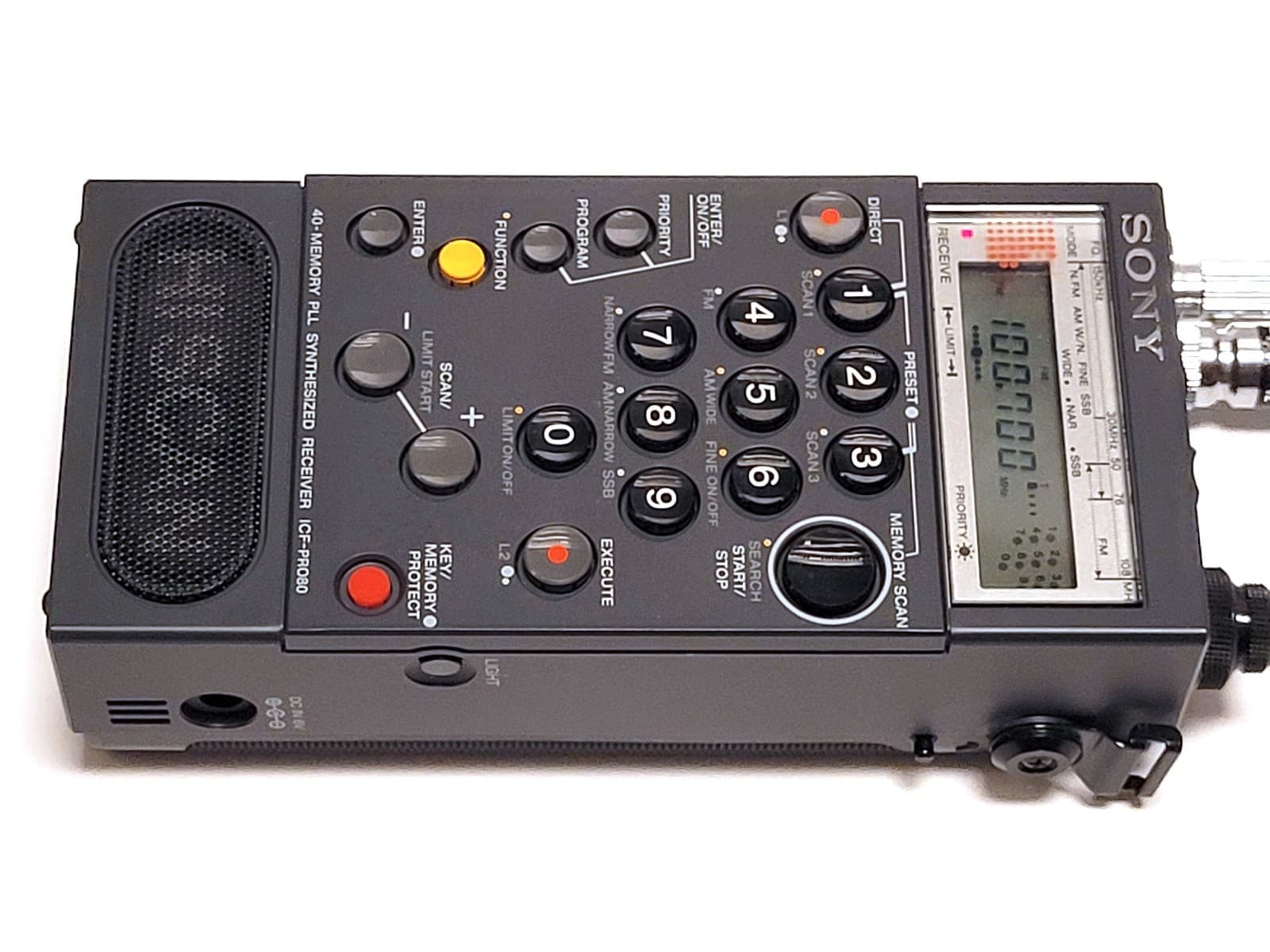 🔥 SONY ICF-PRO80 PLL Synthesizer Receiver FM / LW / MW / SW ( PARTS OR REPAIR ) 5