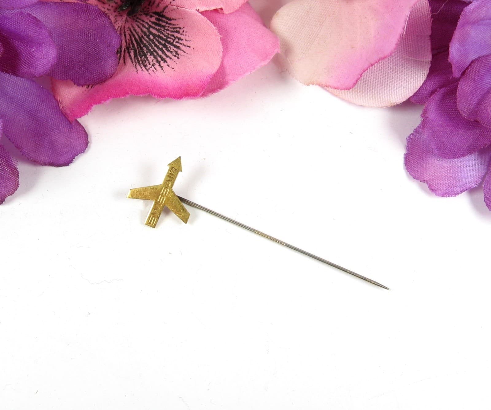 Vintage SWISSAIR AIRLINES Stickpin Huguenin Le Locle Swiss Airplane BRASS 2 1/8" 3