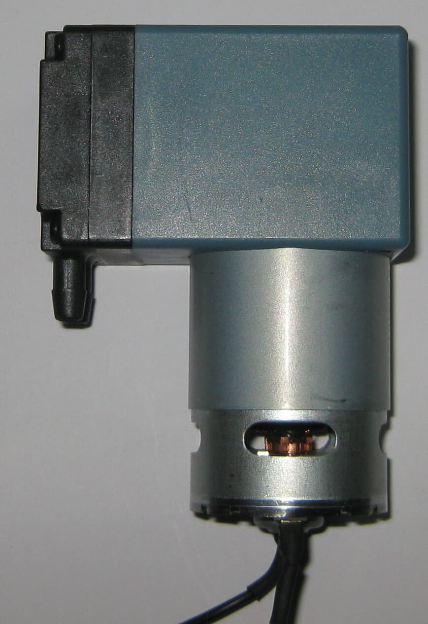 12 V DC Single Diaphragm Head Pressure / Vacuum Pump - 10 L/min - 29 PSI max 5