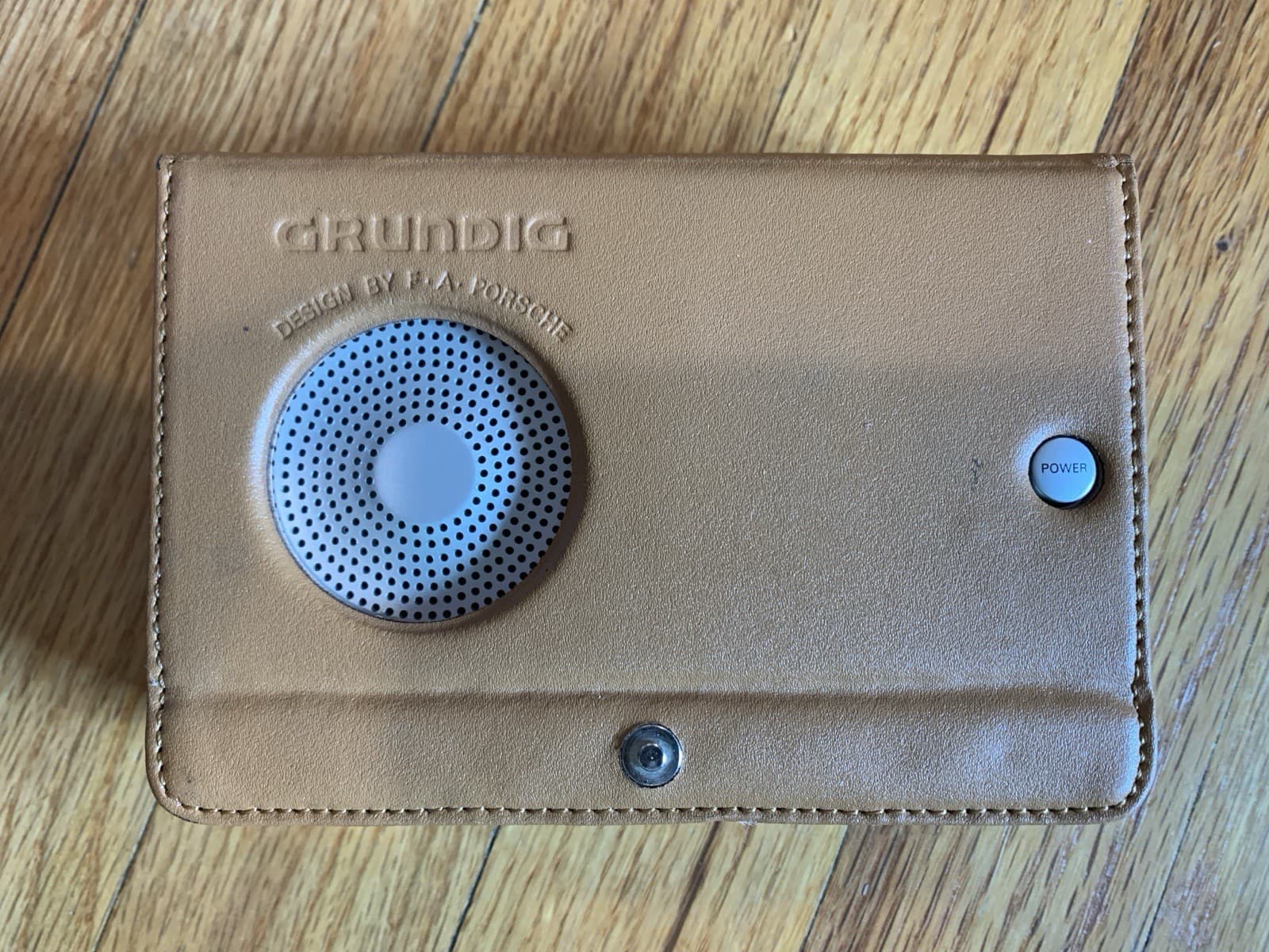 Grundig YB-P 2000 Portable Short Wave & AM/FM Radio by F.A. Porsche (Tested)