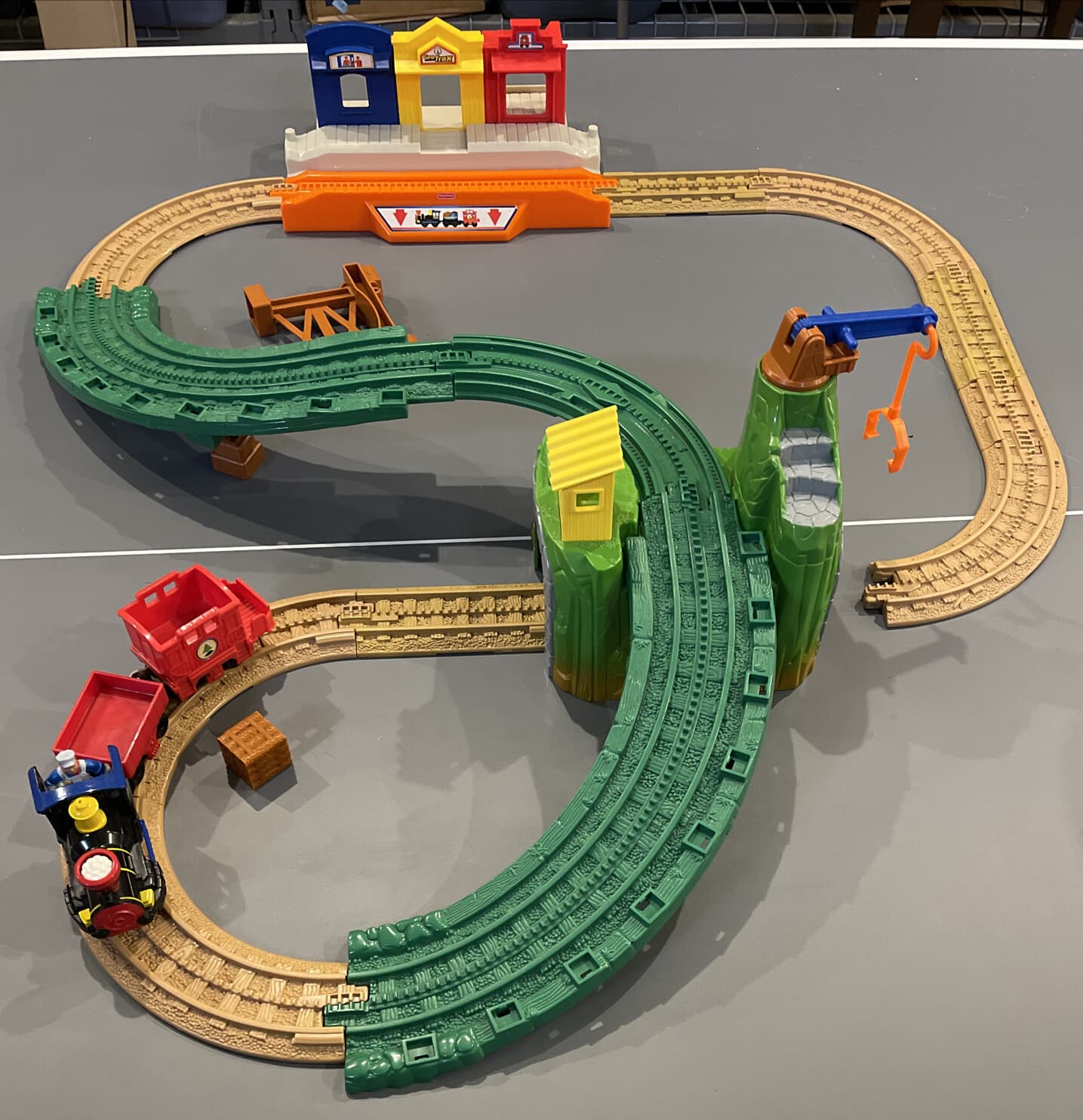 Fisher Price GEO TRAX Steam Engine & Samuel Set Timbertown Railway incomplete 6