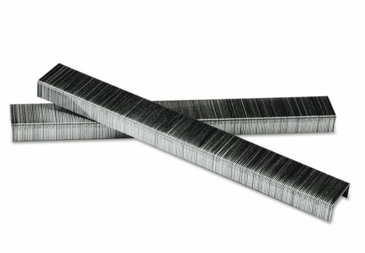 100,000 Swingline S.F. 1 Standard Chisel Point 210 Full Strip Staples 5,000/Box 4