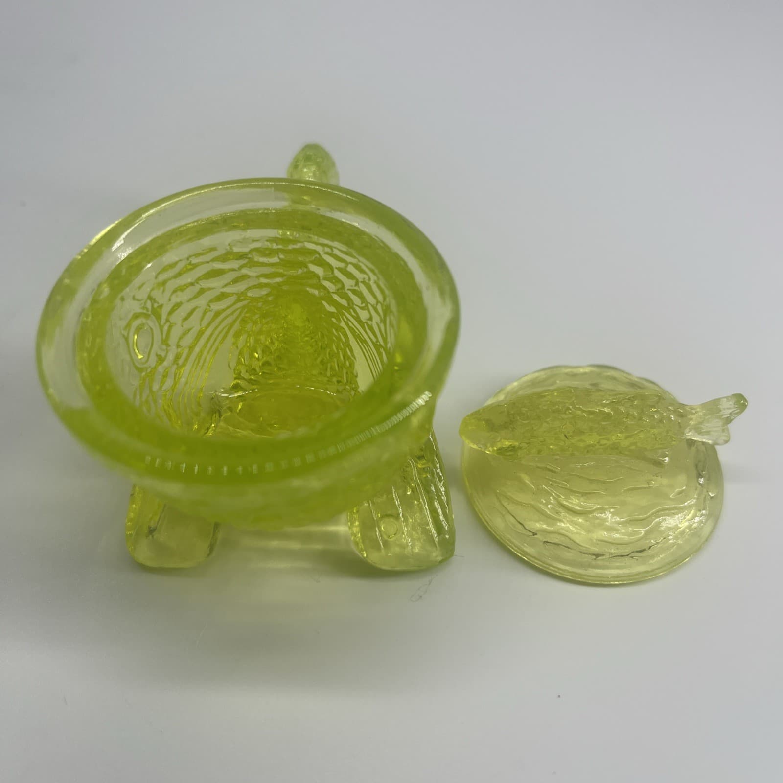 Summit Glass Pisello Dolphin Fish Whale Salt Cellar w/ Lid 3.5in Yellow Vaseline 6