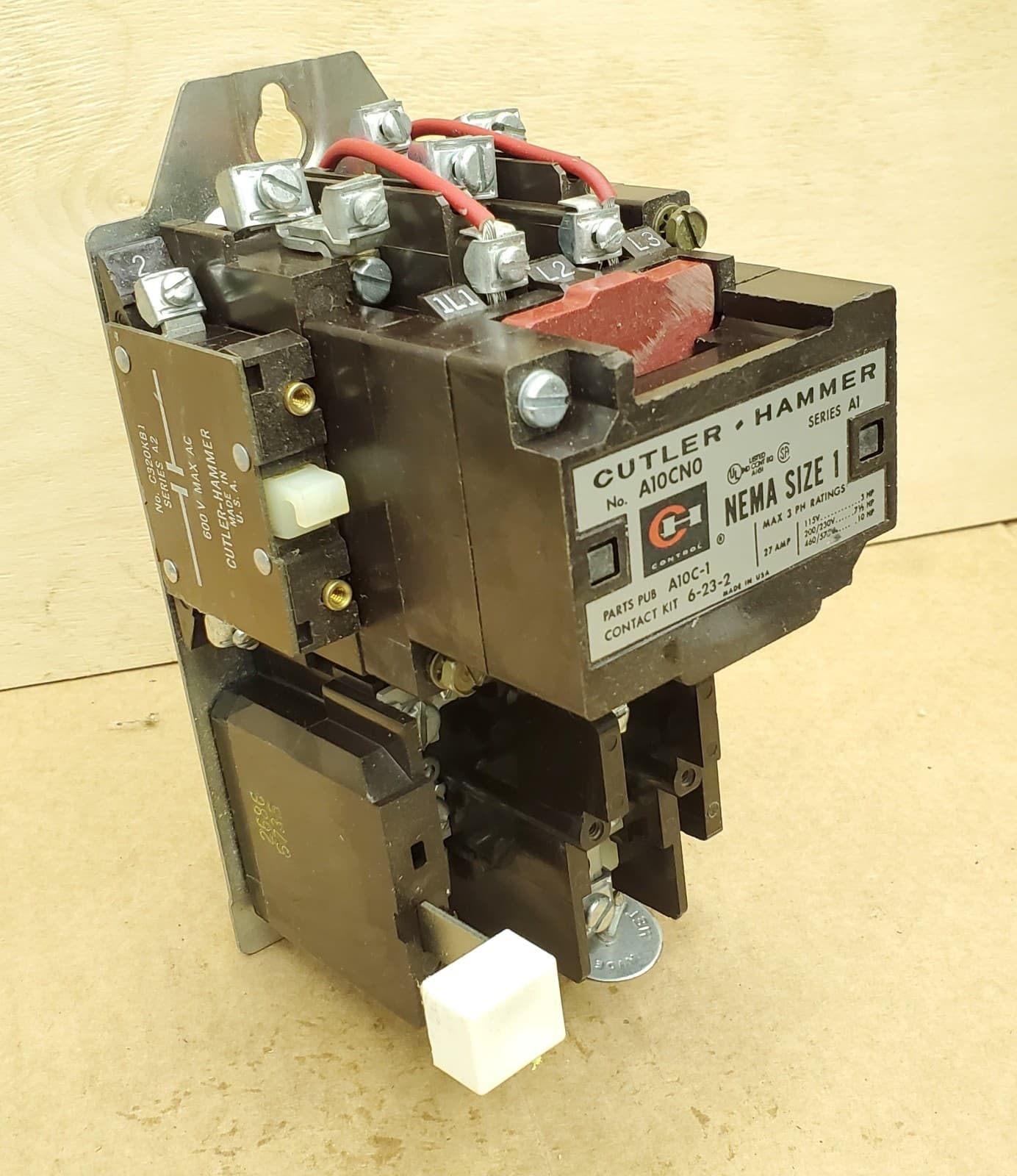 Cutler Hammer A10CN0 Size 1 Motor Starter w/ 120VAC Coil & Overload - NEW