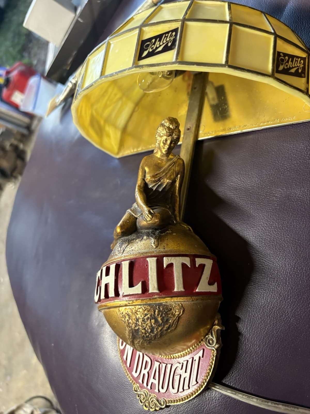 Vintage 1970s Schlitz On Tap Lighted Sign W/Girl Sitting On Top Of World Globe 2