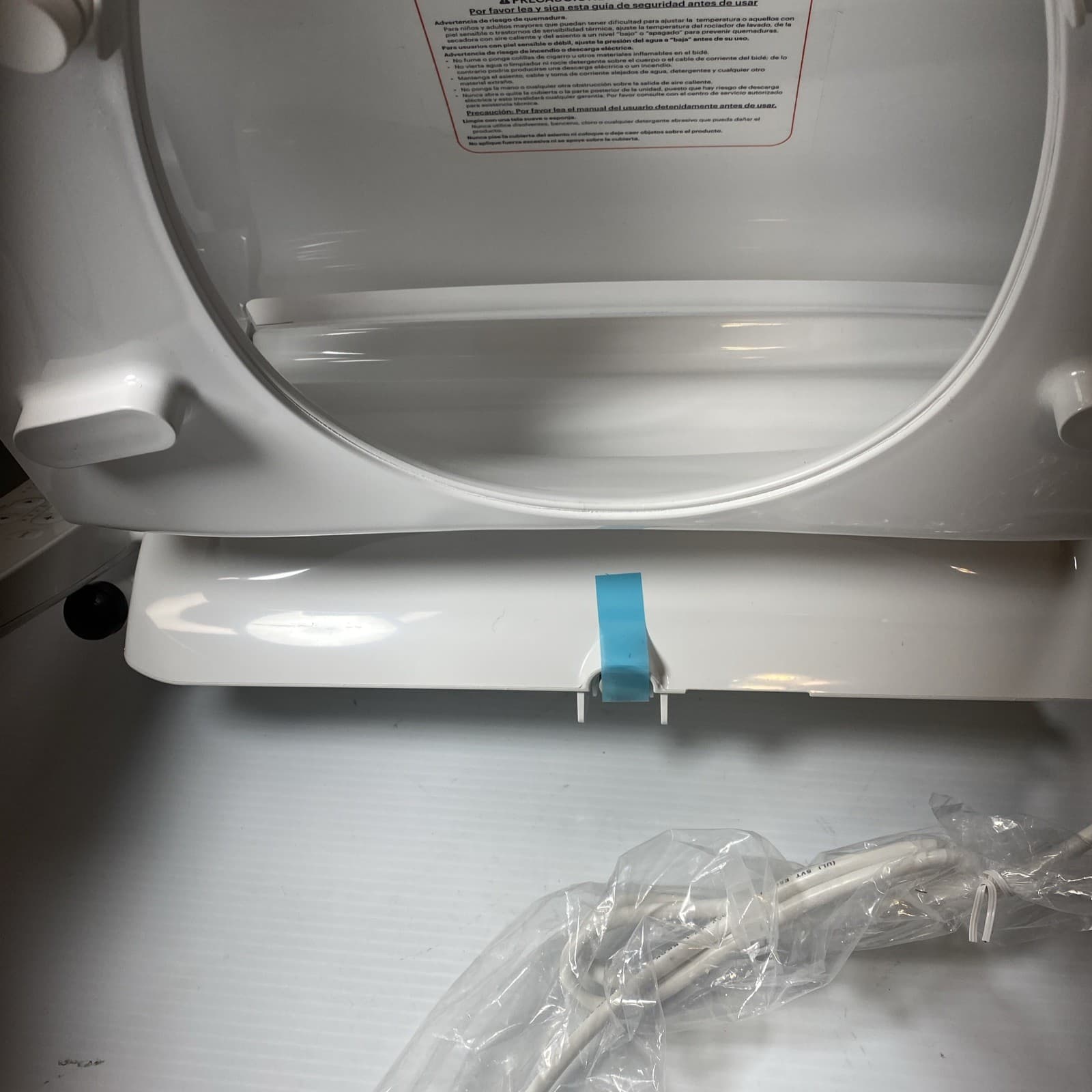 OPEN BOX|Brondell LT89-EW Swash Electronic Bidet Toilet Seat,  Oval, white  4