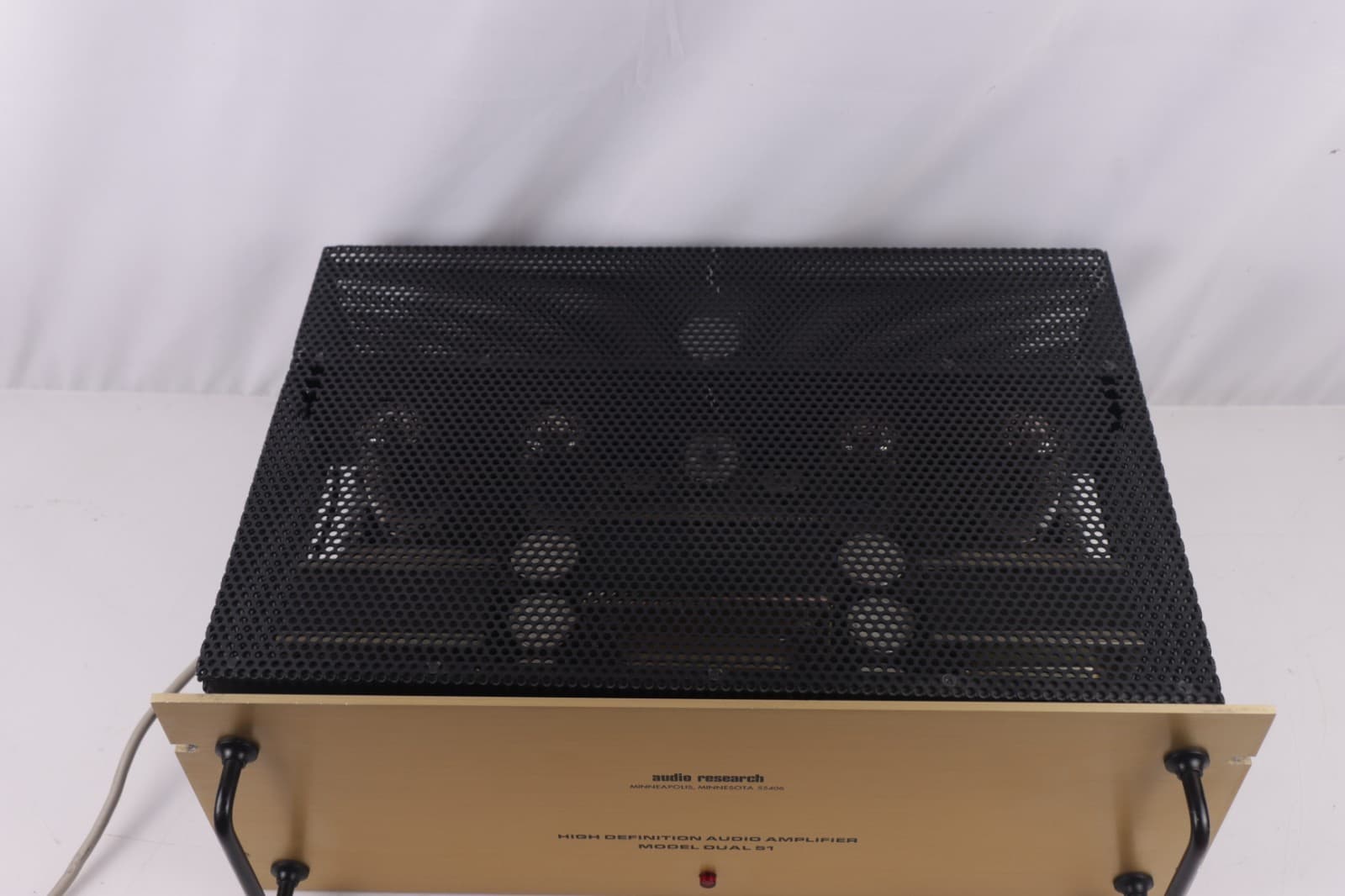 Audio Research Dual 51 Power Amplifier== Looks & Sound Great! 3