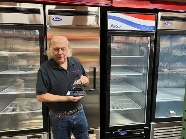 Atosa MBF8519GR, 24" WIDE, 24" DEEP  1-Door REFRIGERATOR  5 YEARS PARTS & LABOR! 5