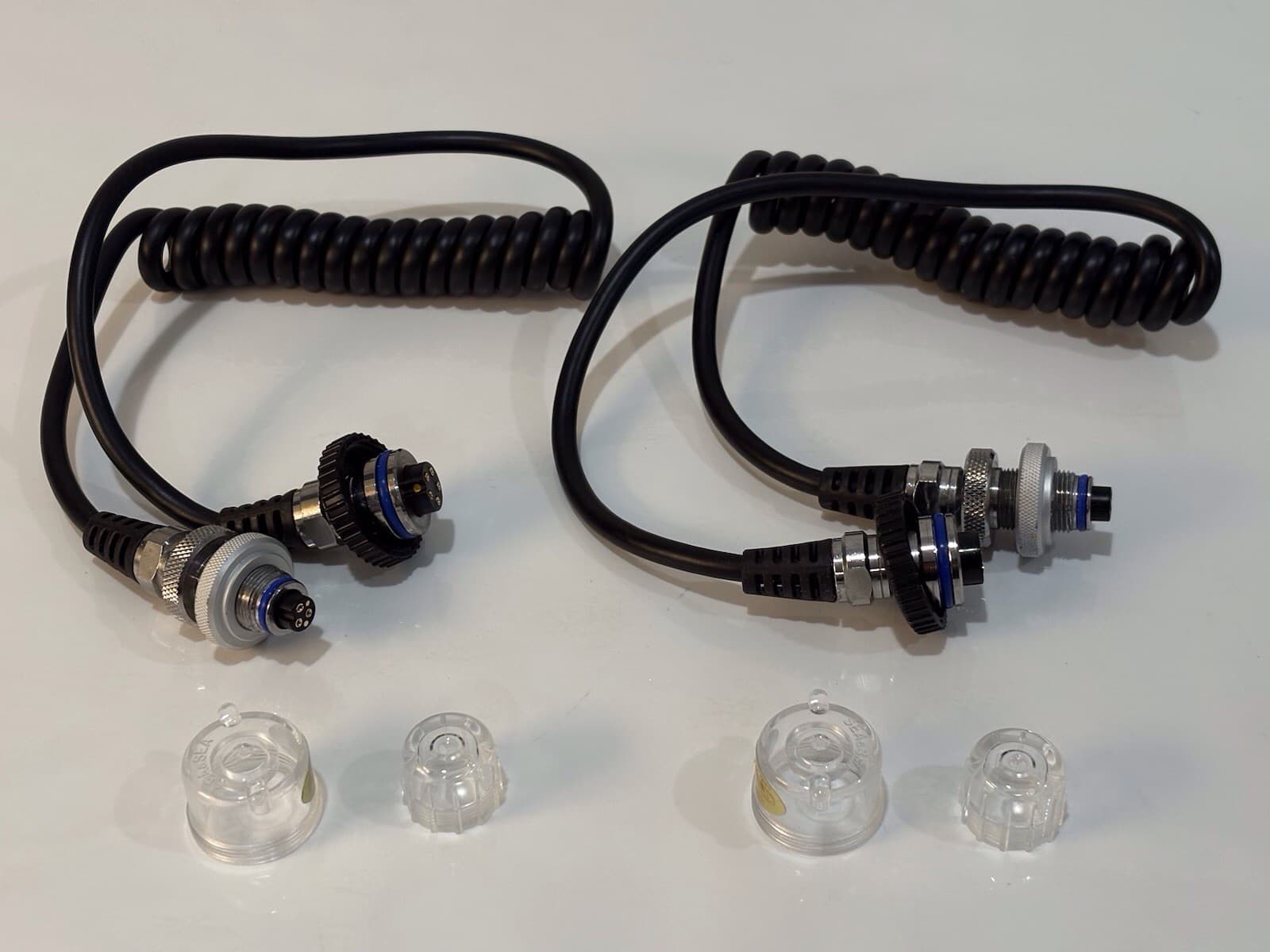 SEA&SEA Sync Cord - Nikonos Style For YS Strobes (2 Cords) 2