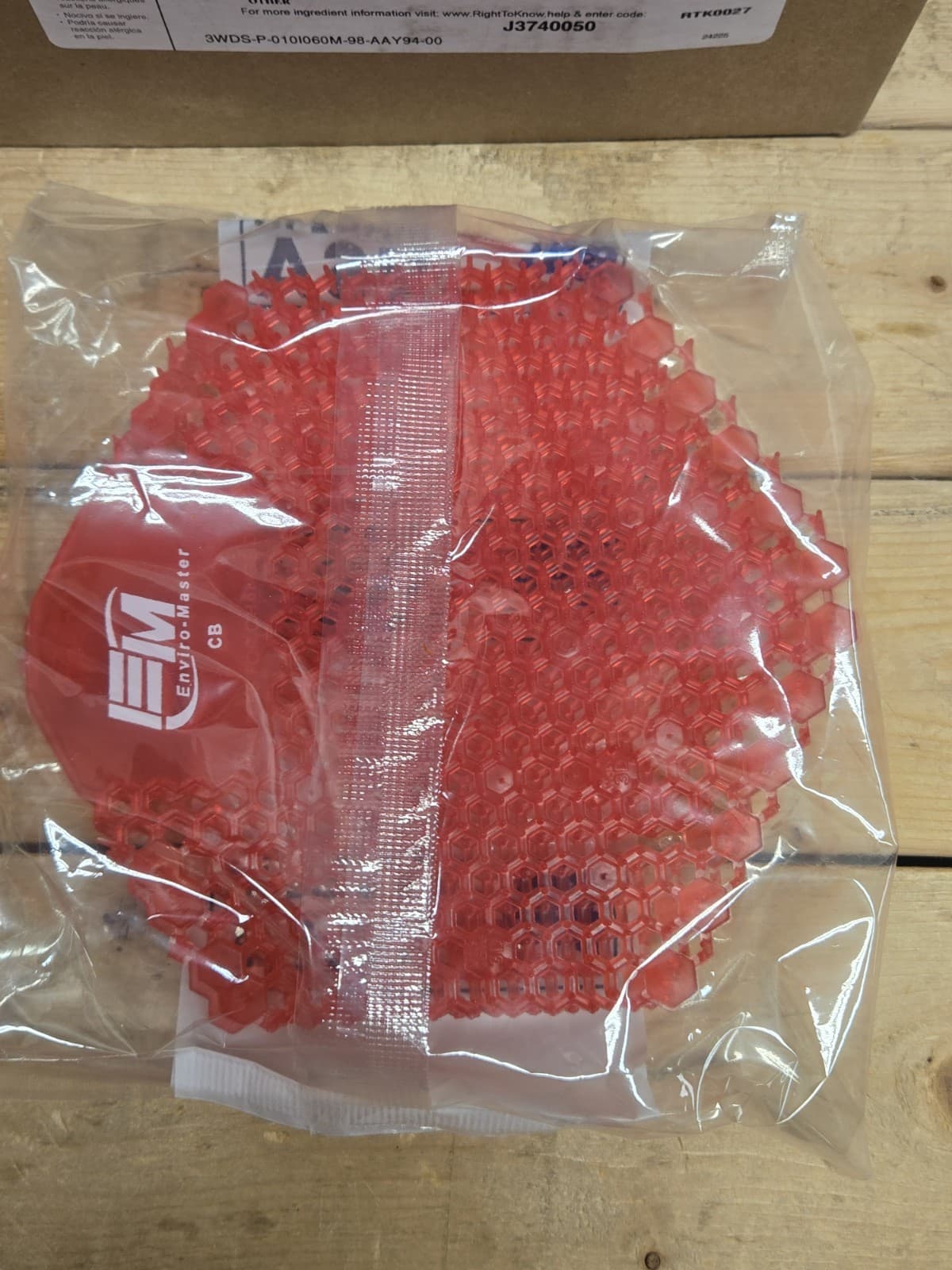 The Wave 3D Urinal Deodorizer Screen Red Cotton Bliss 10 Count 4