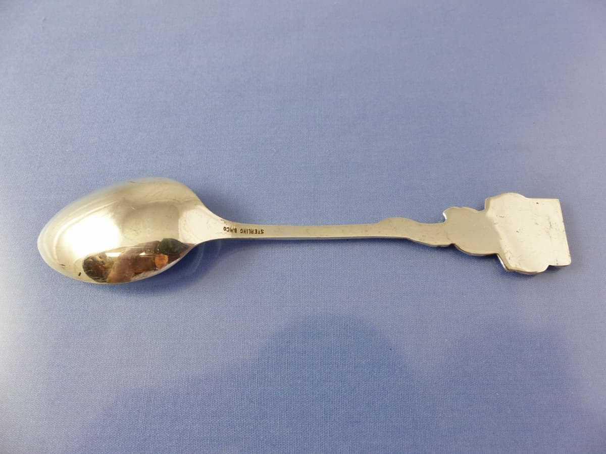 STERLING SOUVENIR SPOON SUMMERLAND B C BY B.M. CO. 4