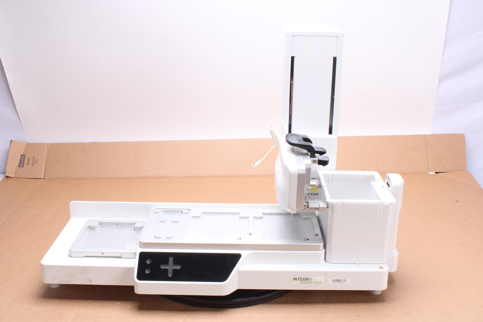 Integra Assist Plus Pipetting Robot With 150x New 4570 Waste Bags 3