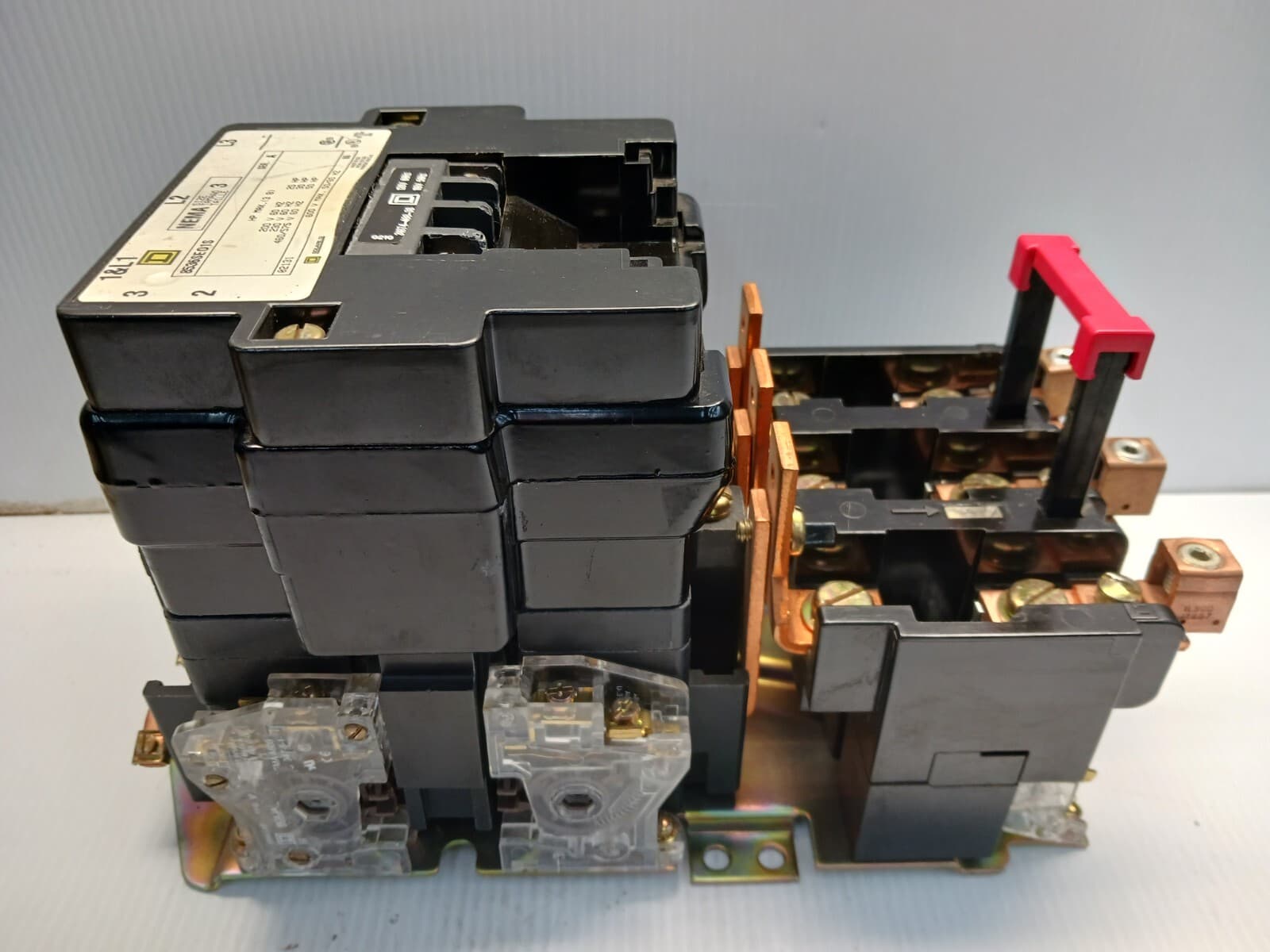 SQUARE D SIZE 3 MOTOR STARTER 8536SE01S COIL 120 V CONTACTS ARE 99.9% GOOD 6