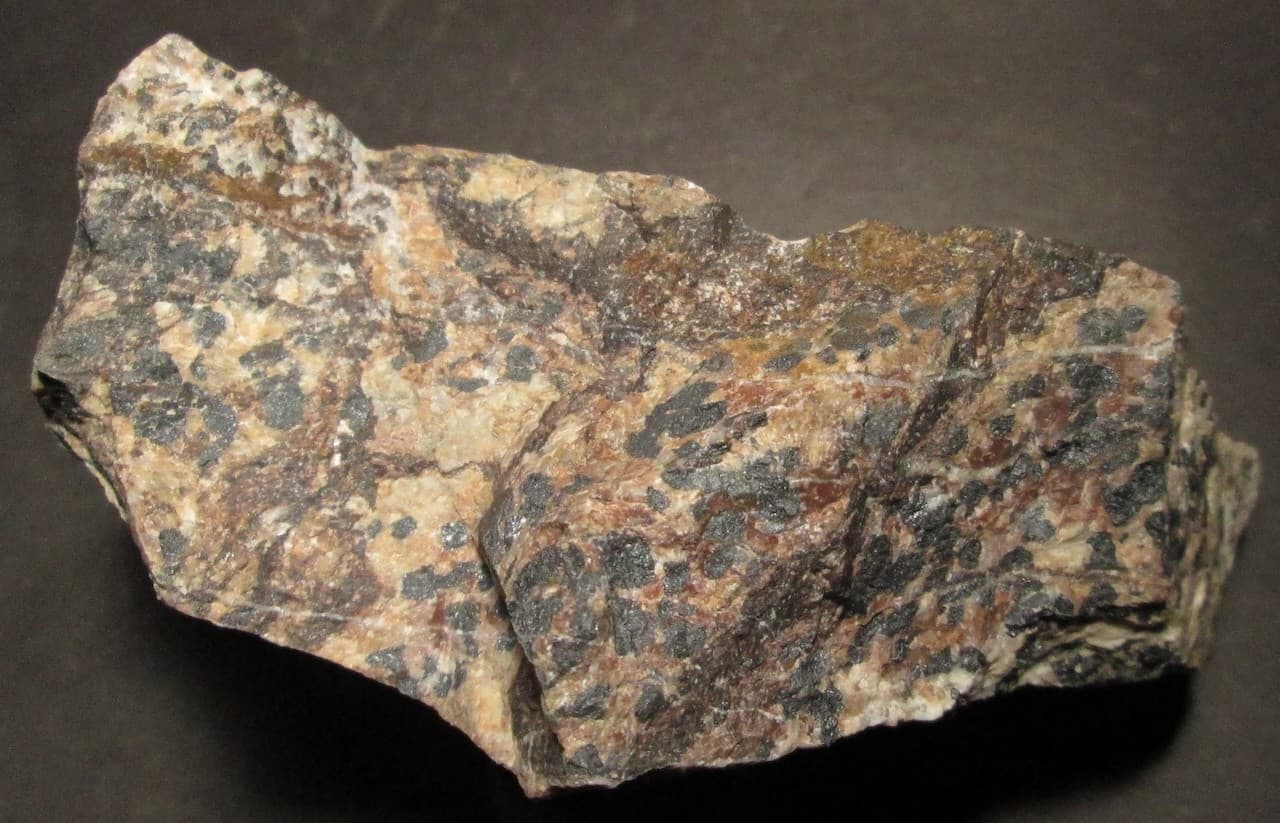 Willemite Veins Franklinite Fluorescent Mineral Sterling Hill NJ 6