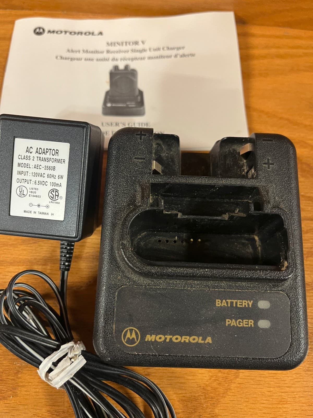 Motorola Minitor III Alert Monitor Receiver Pager & Charger & Manual - Powers Up 6