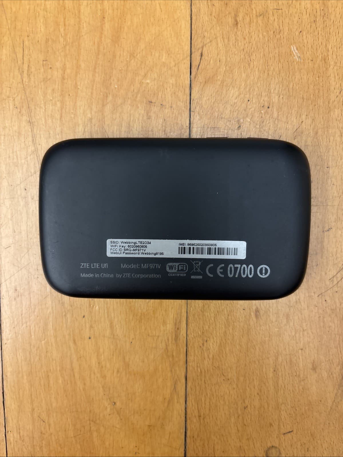 Webbing MF971V 300Mbps 4G LTE Cat6 Mobile WiFi Hotspot Router 2