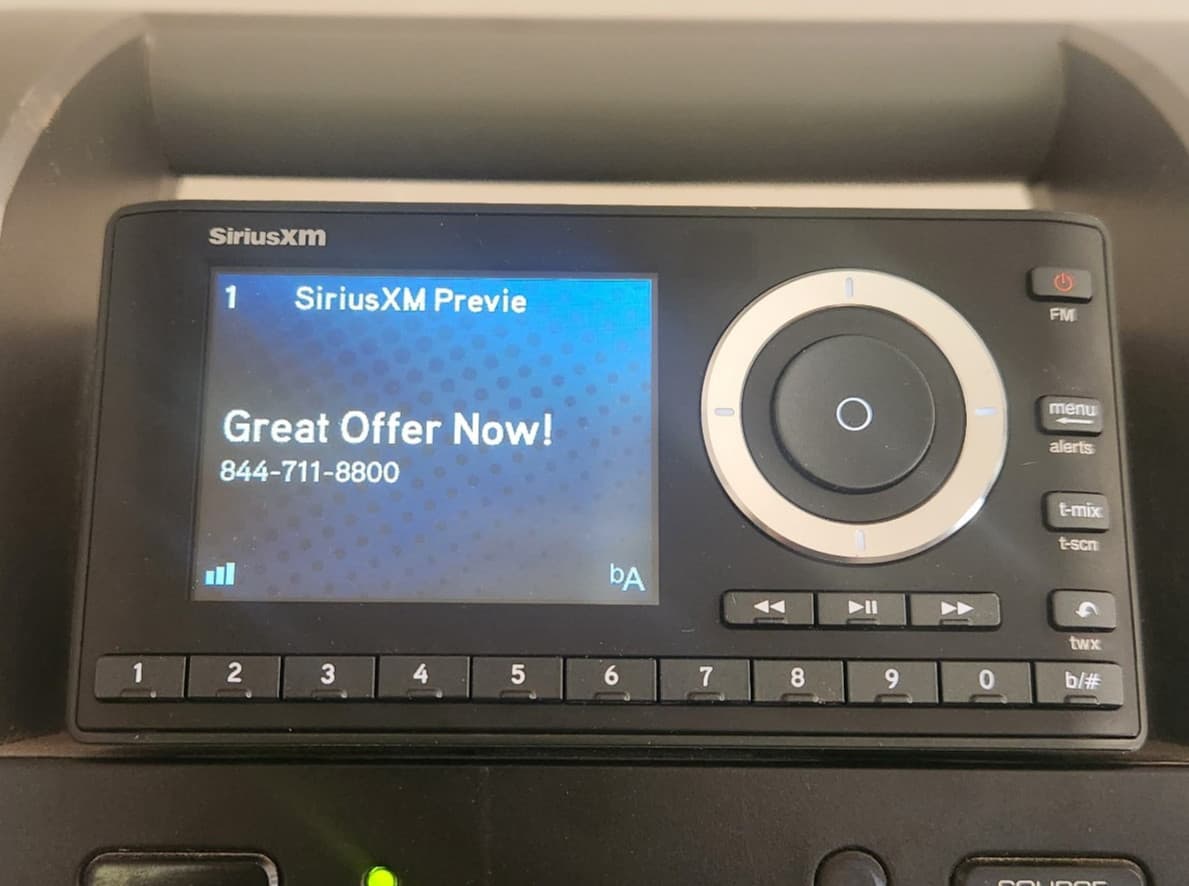 Working SIRIUS XM Satellite Radio Receiver Onyx Plus SXPL2 No Cords Not Active 2