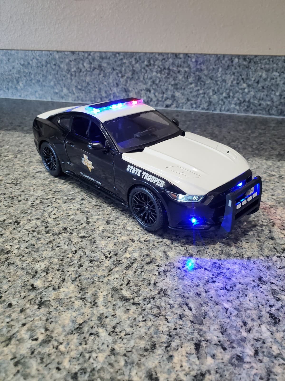 Texas State Trooper DPS Mustang w/ All Flashing Lights 2