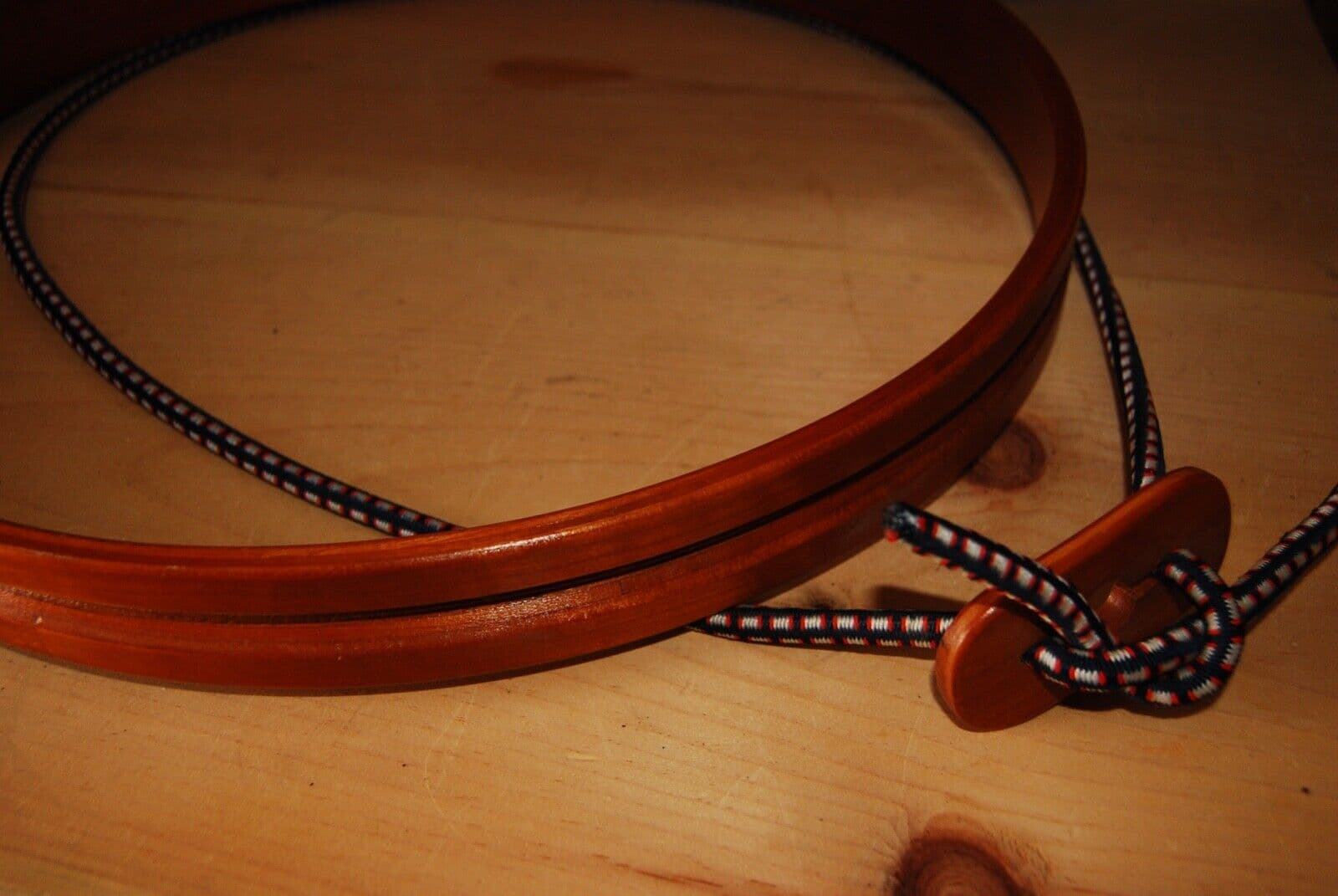 Norwood Fremont Michigan 17" Round Cherry Wood Hand Quilting Hoop w/ Bungee 5