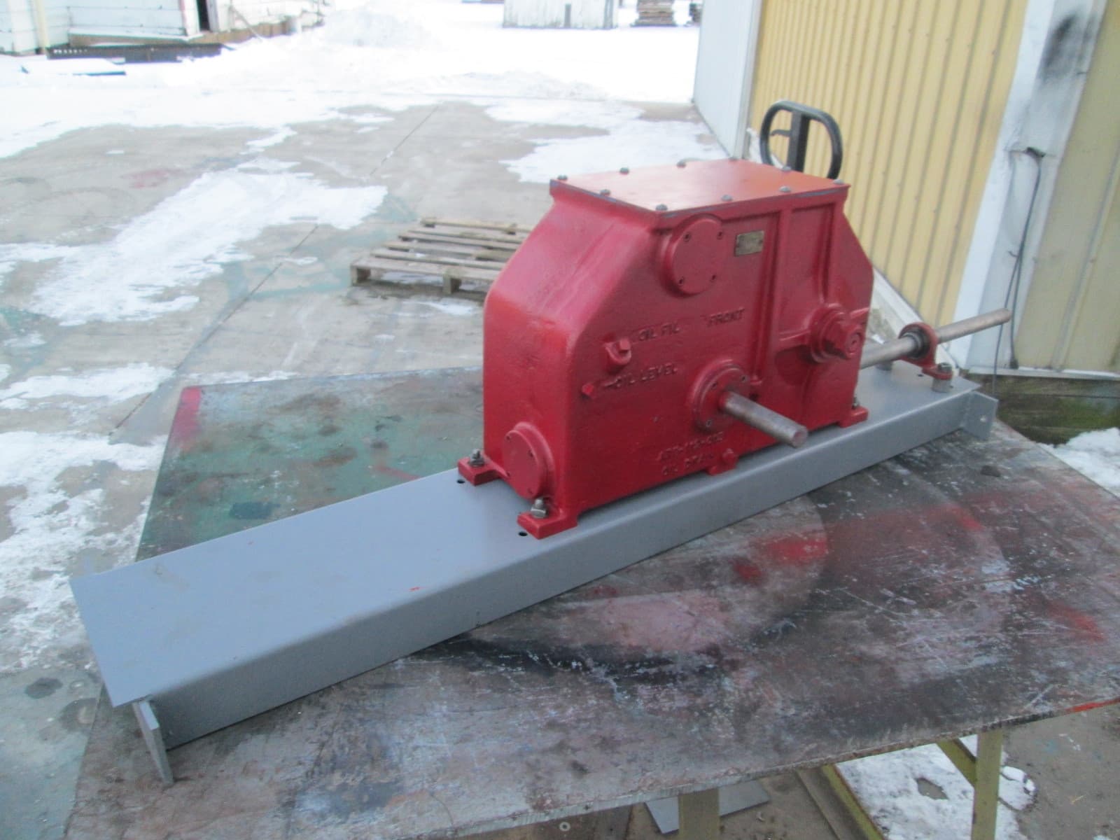 Clipper Seed and Grain Cleaner Brush drive gear box 2