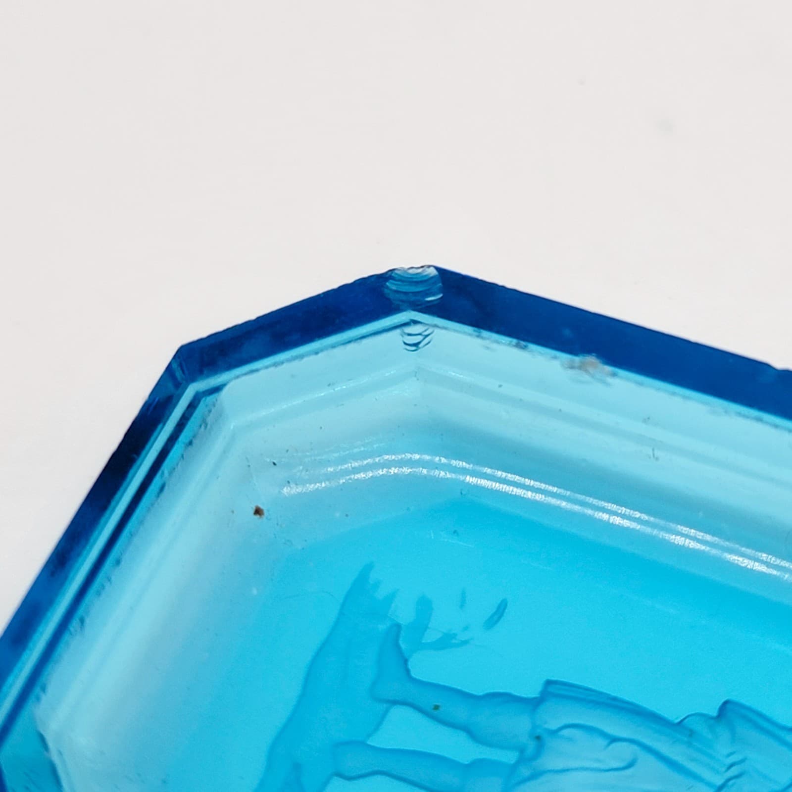 (4) Antique Heinrich Hoffmann Intaglio Trinket Trays/Salts Crystal 6