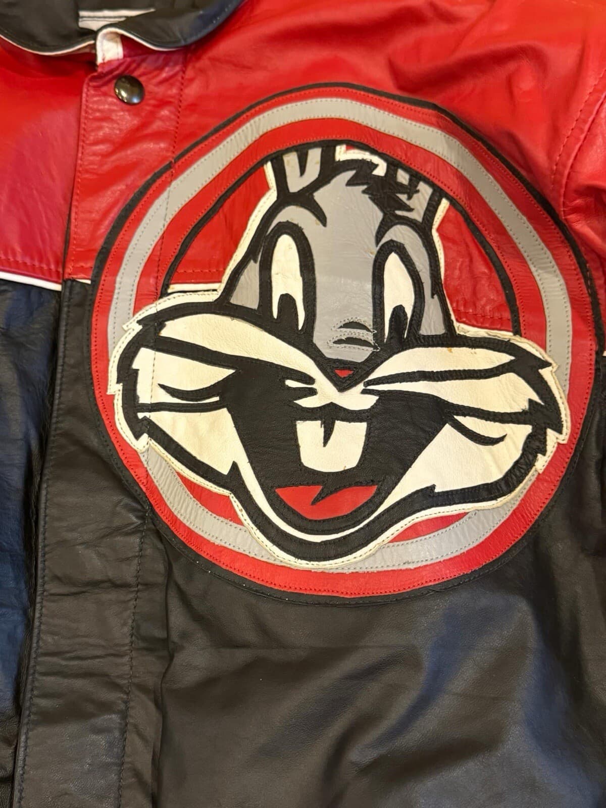 🔥RARE! Vintage 90s Looney Tunes Bugs Bunny Cartoon Bomber Leather Jacket Size M 5
