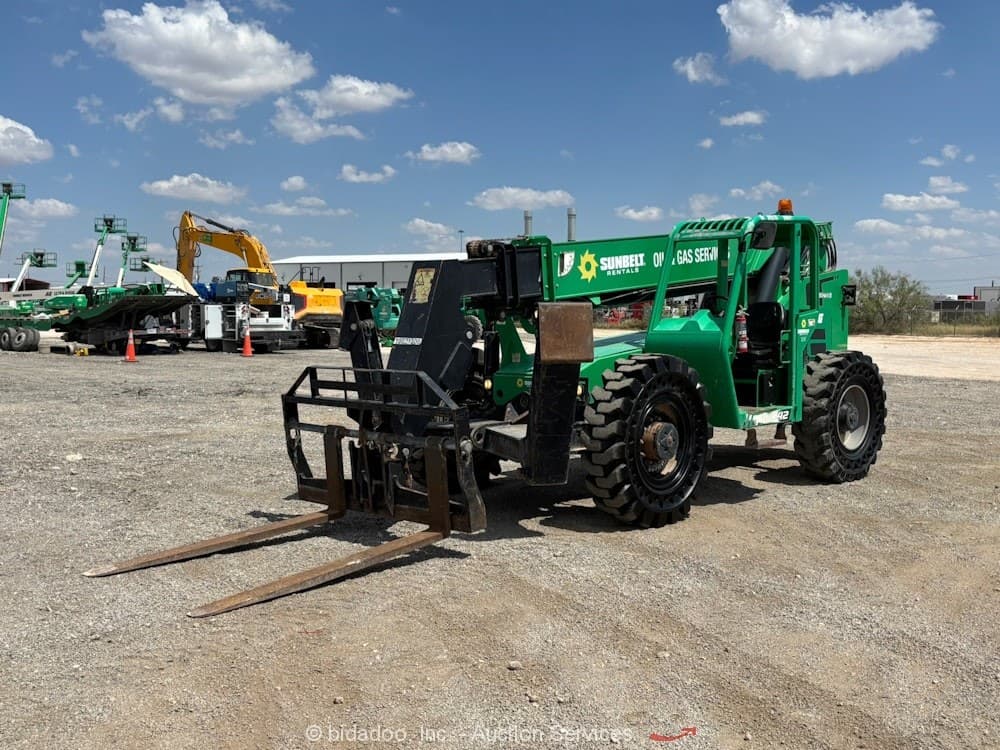 2018 Skytrak 10042 42' 10k Telescopic Reach Forklift Telehandler Aux Hyd bidadoo 3