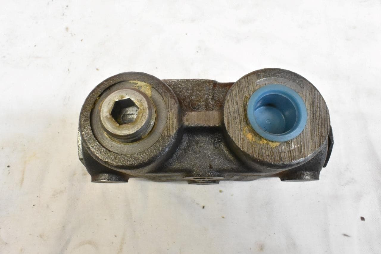 Parker Gresen Hydraulic Double Pilot Operated Check Valve NPT 210 Nice NOS 6