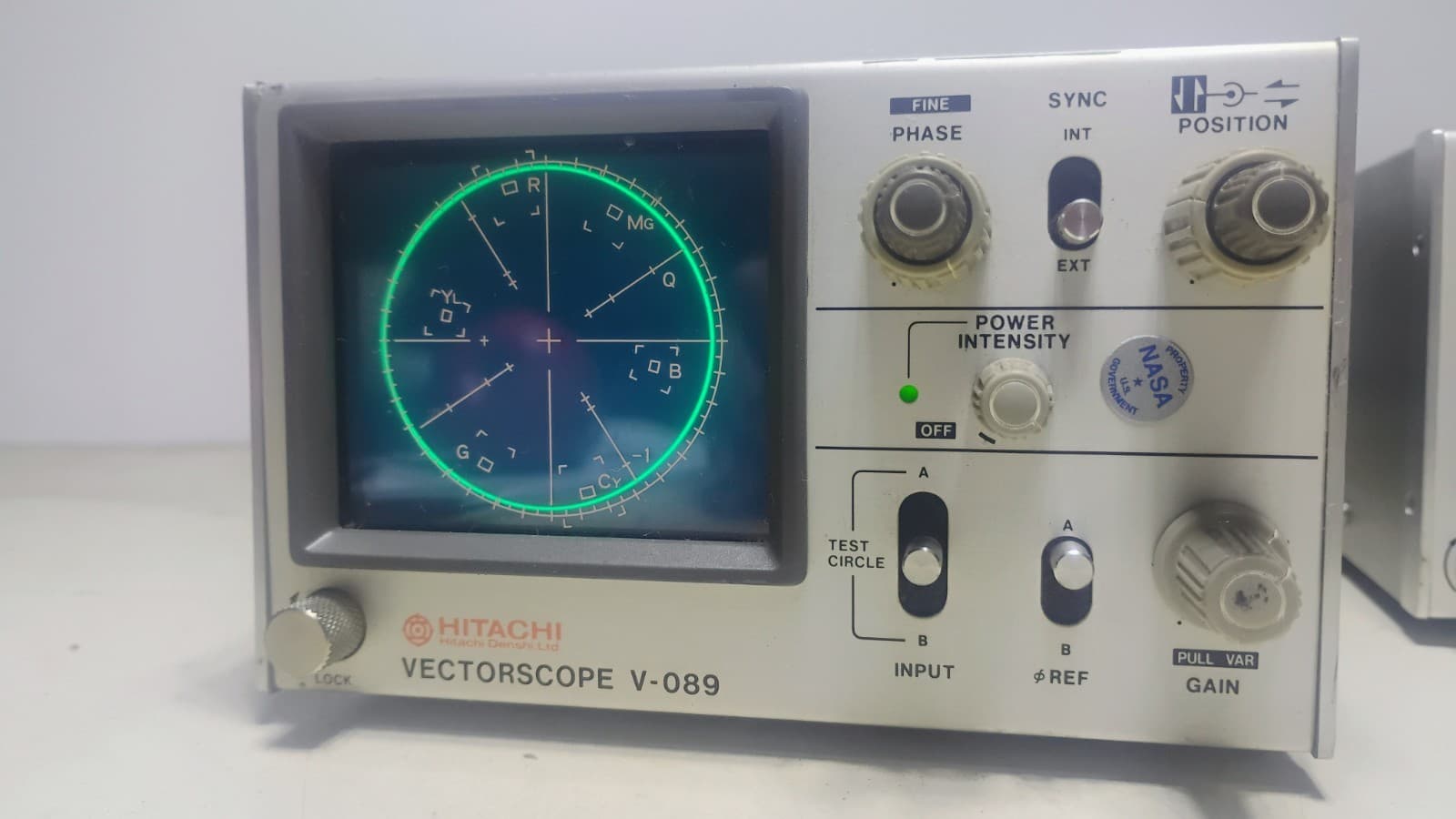Very Clean Perfect Working Hitachi V-089 & V-099 Vectorscope & Waveform Monitor 2