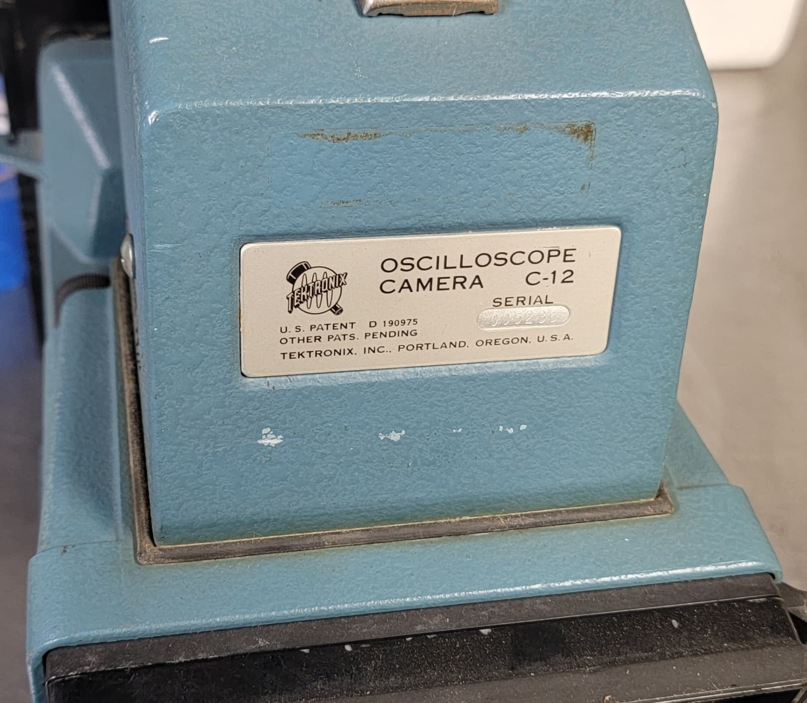 Tektronix C-12 500 Series Oscilloscope Polaroid Camera W Mount Film Model 100 2