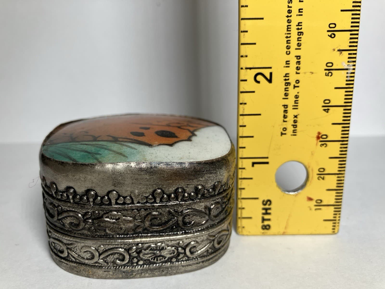 Chinese Porcelain Pottery Shard Trinket Box Fish Skin Silver 4