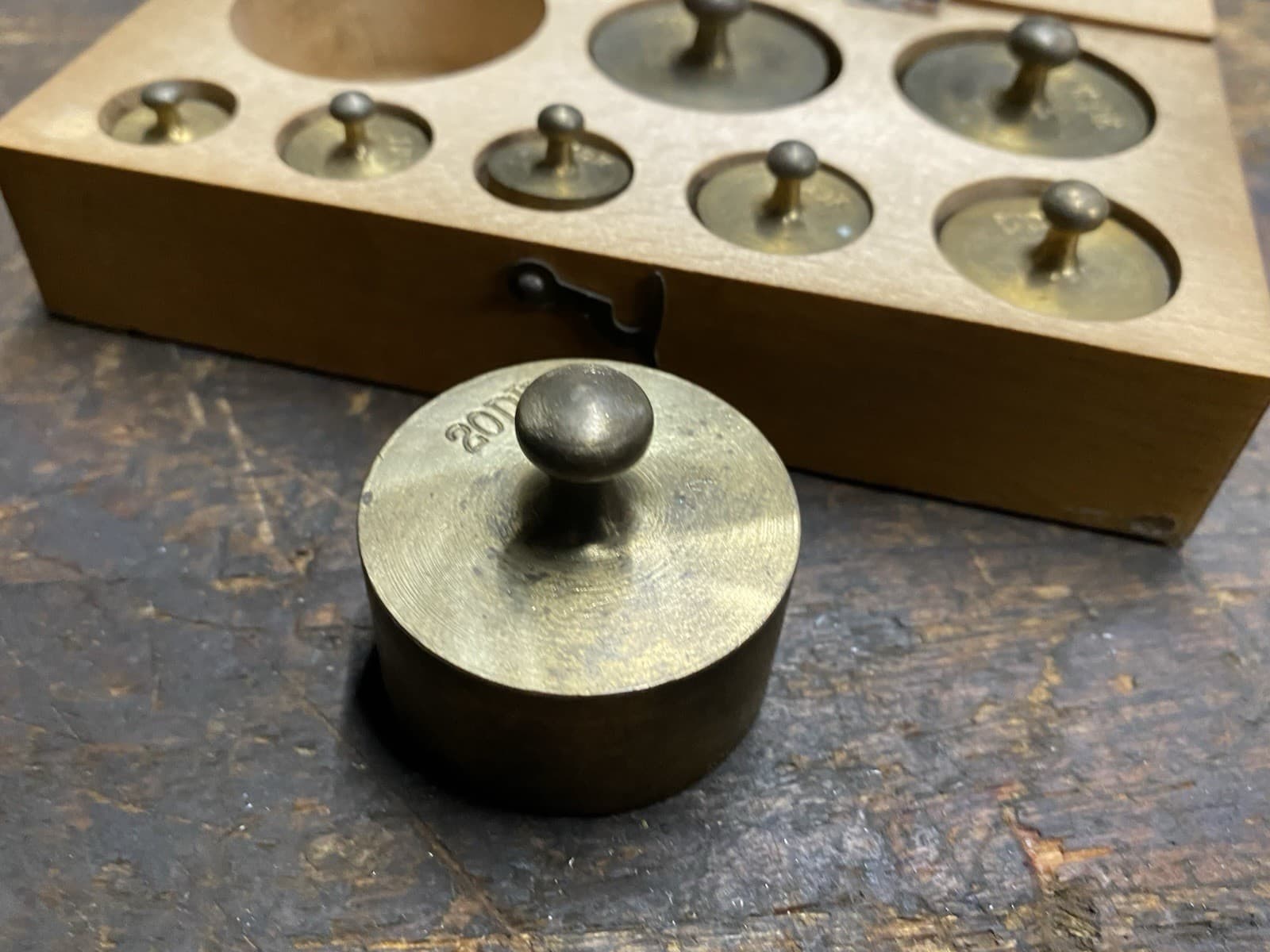 Vintage Brass Ballance  scale weights Set 6