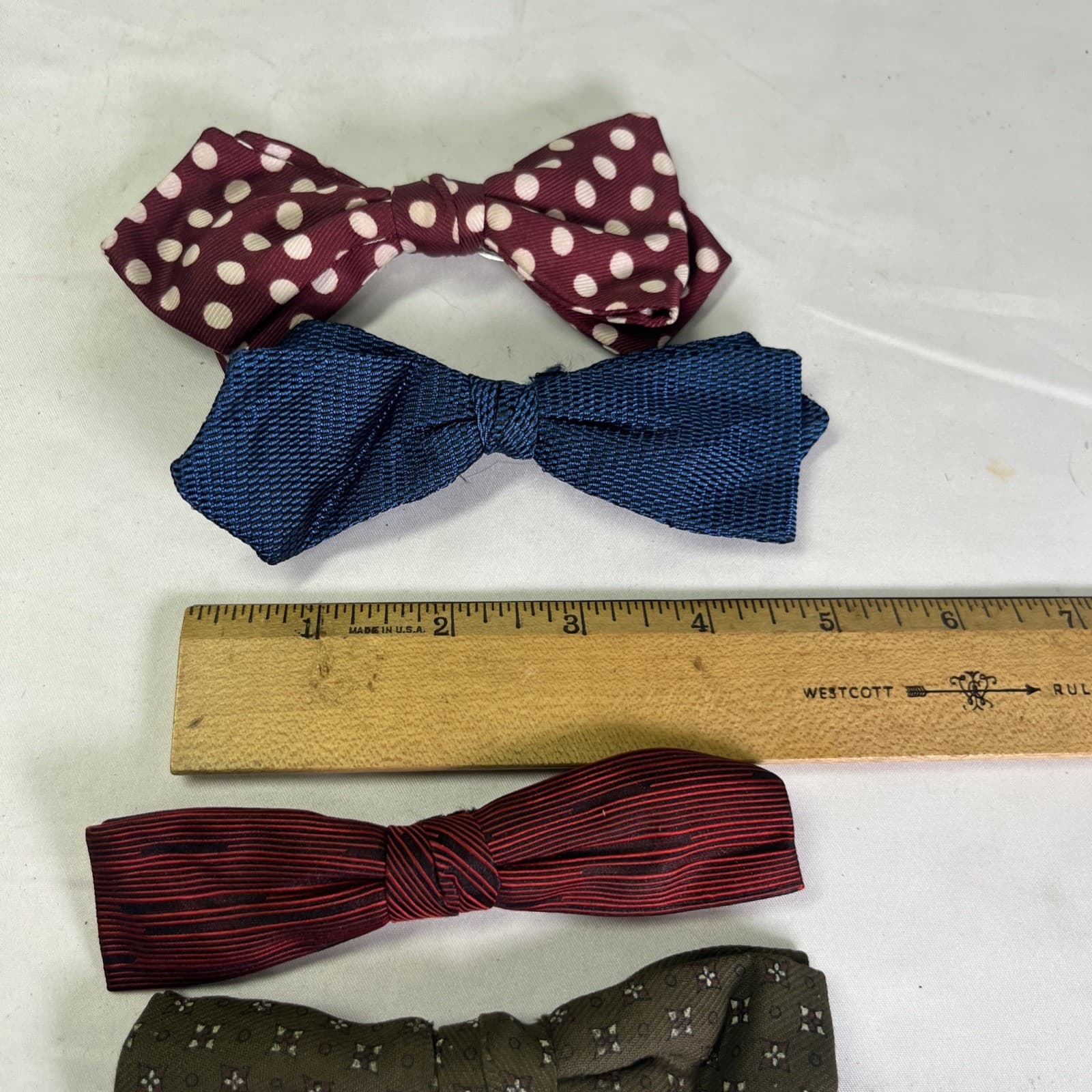 Vintage Clip On Bow ties Set Of 4 3