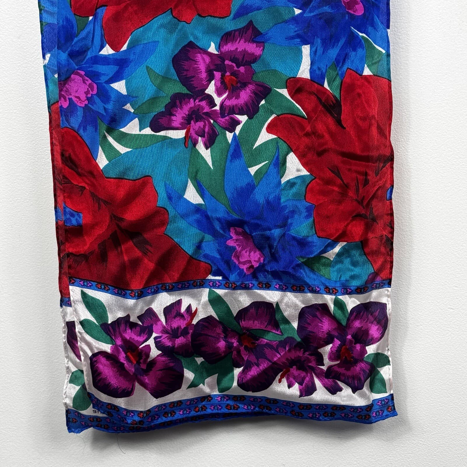 Vintage Unisex Liz Claiborne Rectangular Scarf Neck Floral Red Blue 52” X 10” 3