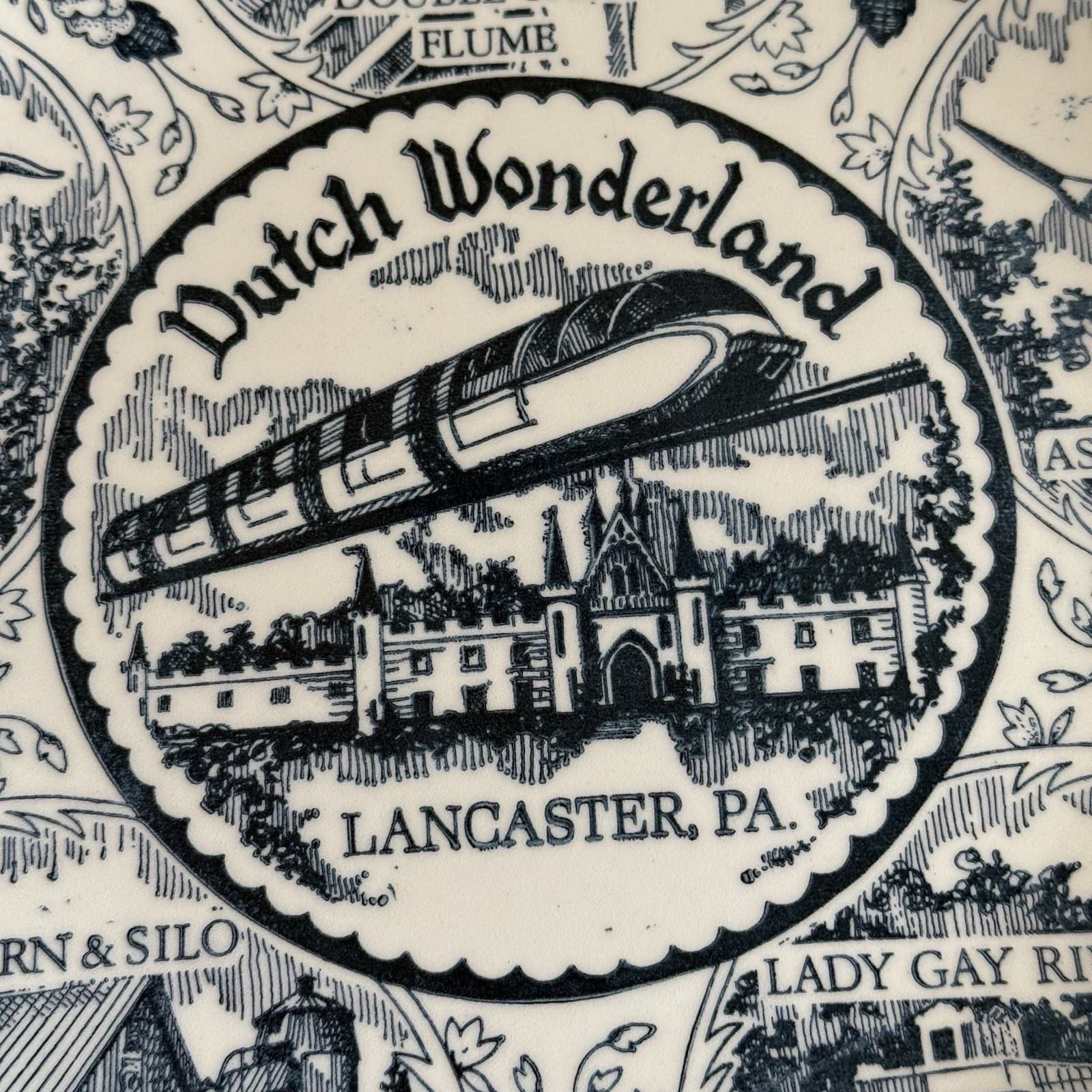 Vintage Lancaster PA Dutch Wonderland Souvenir Plate Ironstone 10" Blue MCM USA 2