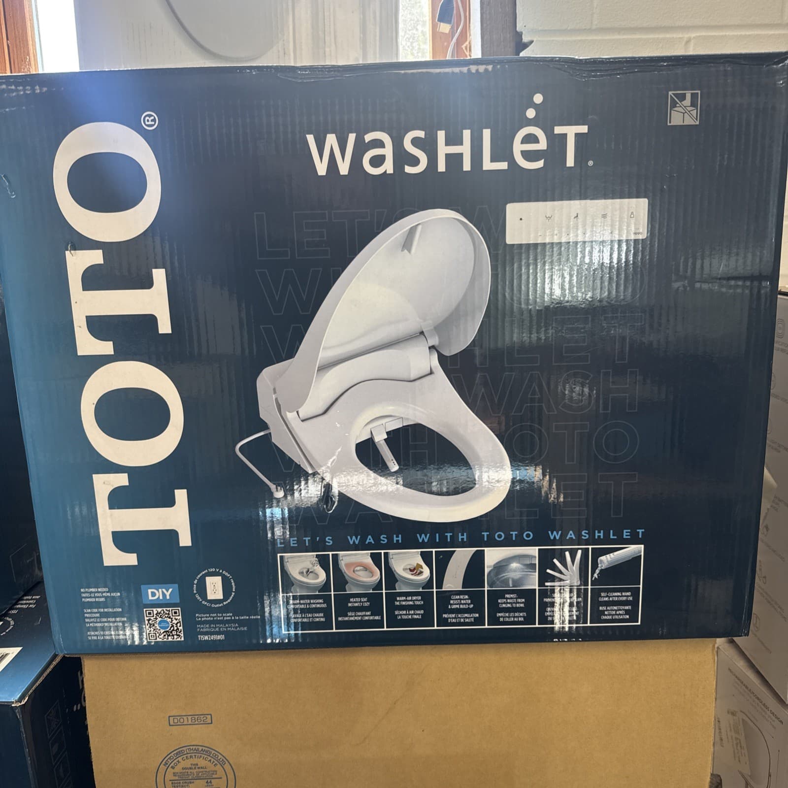 TOTO Washlet Elongated Bidet Seat with SoftClose Lid T1SW2491#01 Remote Control 3