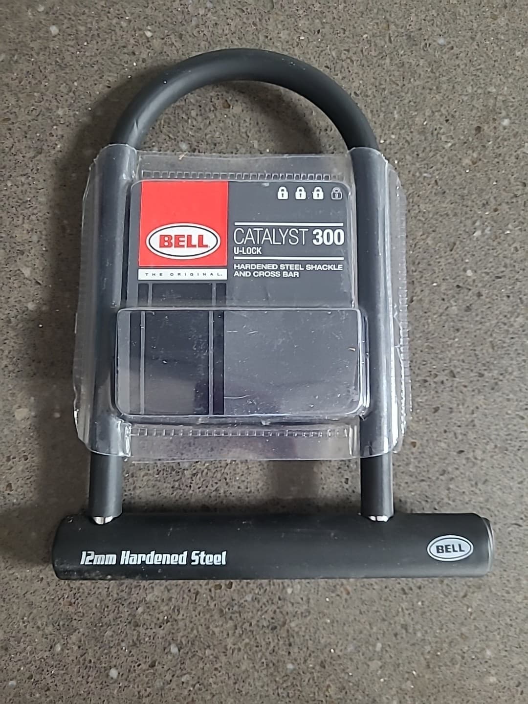 Bell U-Lock Catalyst 300 Bicycle Lock 12mm Hardened Steel with 2 Keys Level 3