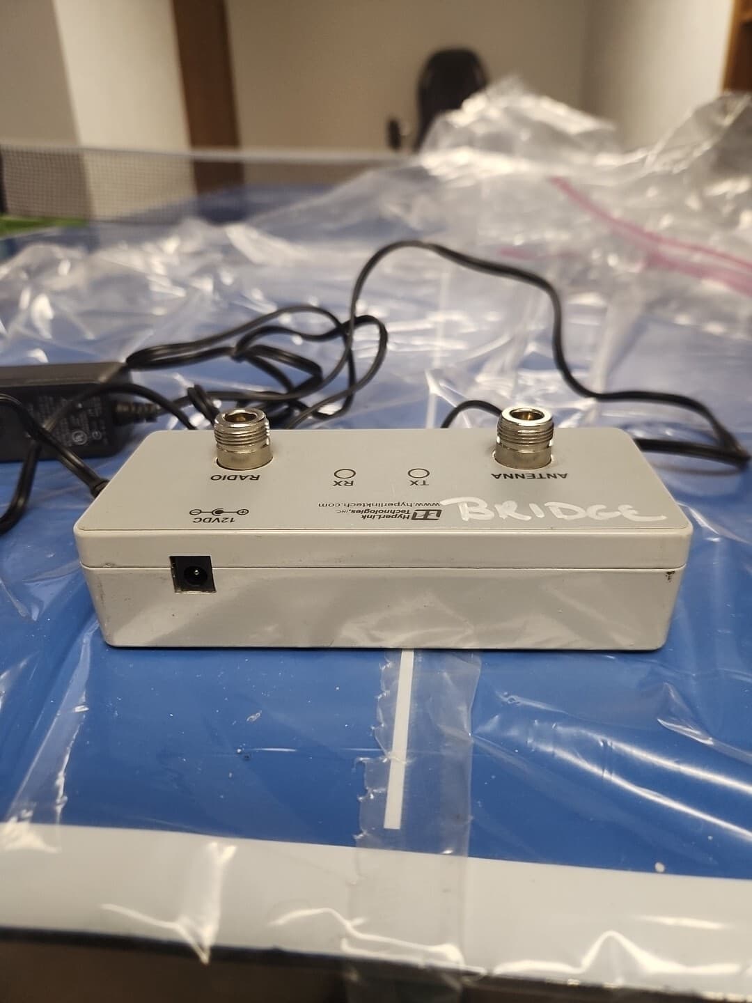 HyperLink HA2401DX-XL1000 1 Watt 802.11b Indoor WiFi Amplifier 4