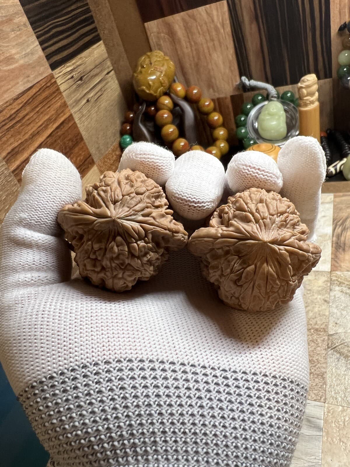 Pair of  Match Chinese Health Walnut 46×44×41mm 精配文玩核桃～平谷暴雪 2