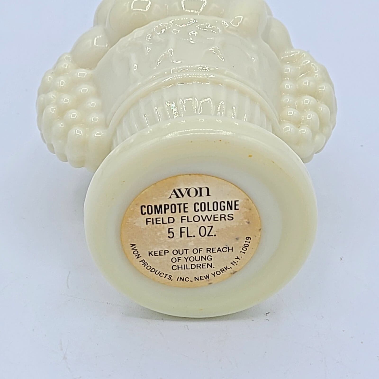 Avon Compote Cologne Field Flowers Milk Glass Grapes Fruits Topiary Design EMPTY 2