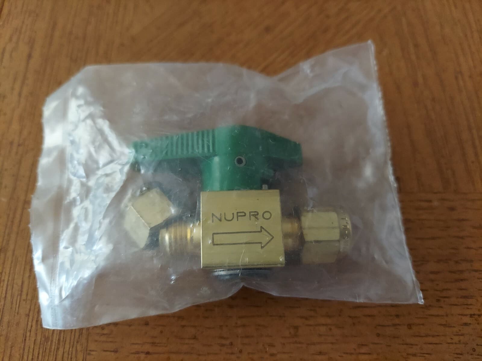 Nupro B-4P4T 1/4" Plug Valve Brass Quarter Turn 