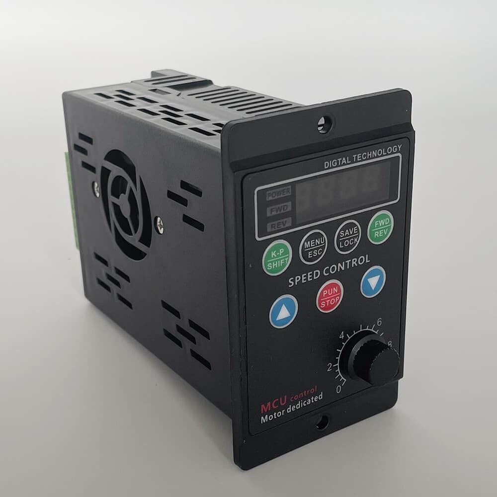 750W Single To 3 Phase VFD Variable Frequency Drive 110V 220V Converter AC Motor 4