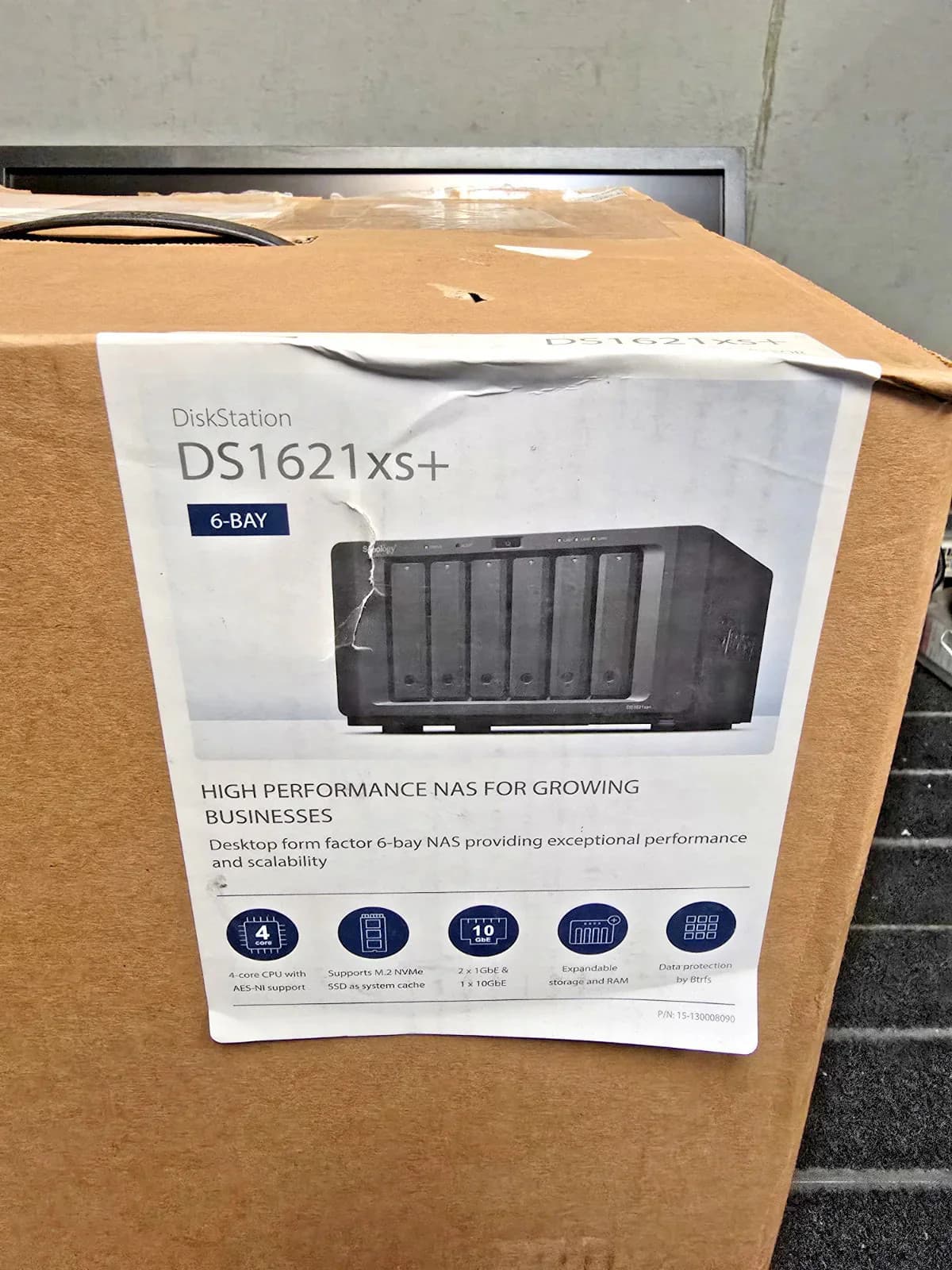 Synology DS1621xs+ 6-Bay NAS Storage System Intel Xeon Quad-Core Brand New... 2