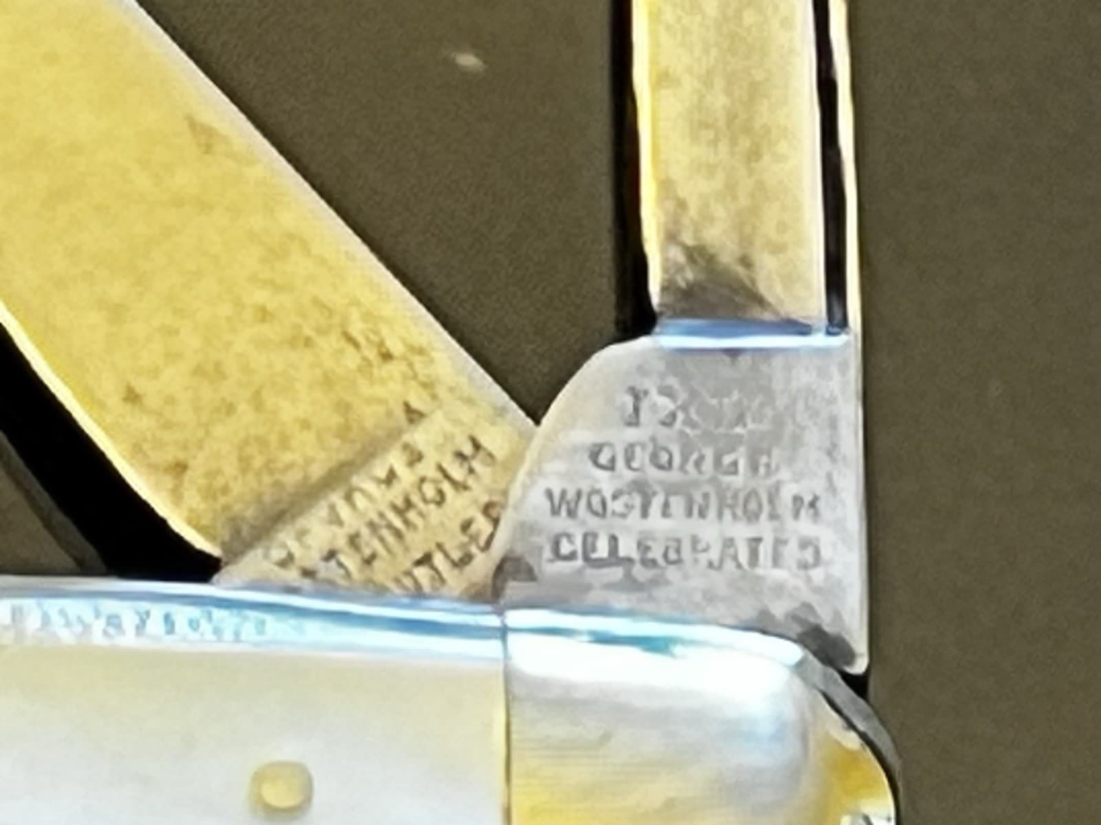 Vintage I•XL Rolls Royce Sheffield England Mother Of Pearl 4 Blade Knife  Used . 5