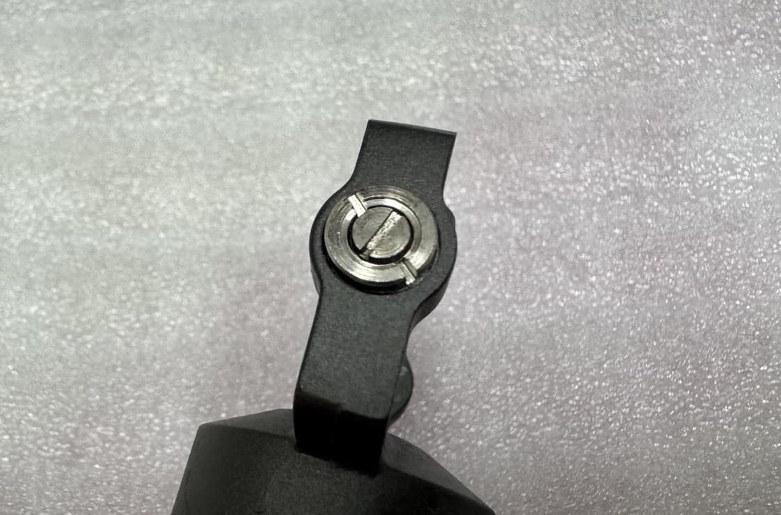 Technics SL 1200. SL 1210 mk2. Tonearm Gimbal 3