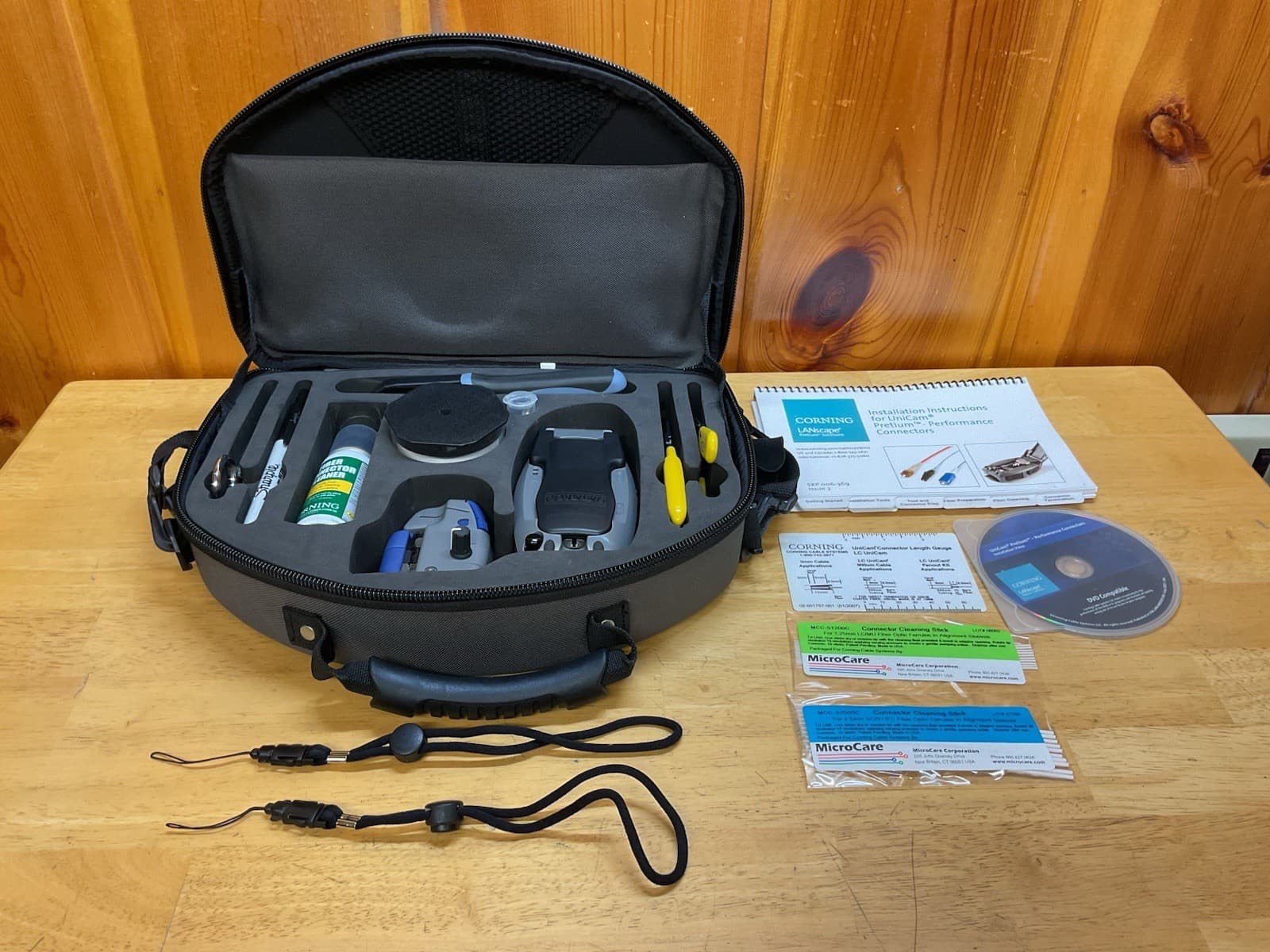 Corning TKT-UNICAM-PFC UniCam Fiber Connector Termination Kit FBC-015 Cleaver