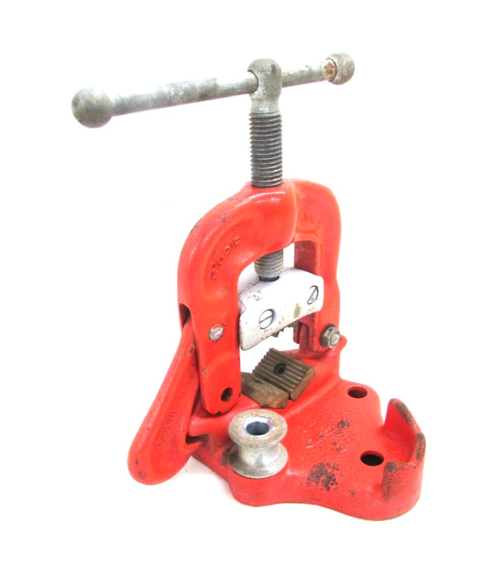 RIDGID TOOLS No. 21 YOKE TYPE BENCH MOUNT PIPE VISE, 1/8" to 2" 3