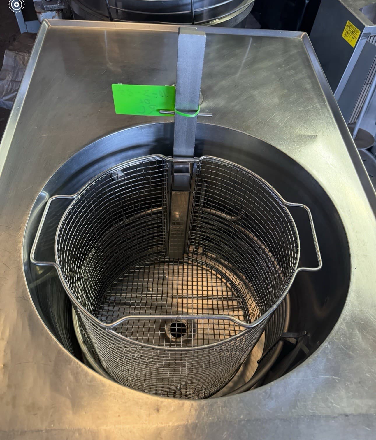 GILES Ventless Electric Fryer w/Auto Lift Model GEF-720-VH 208V 3PH GREAT SHAPE! 5